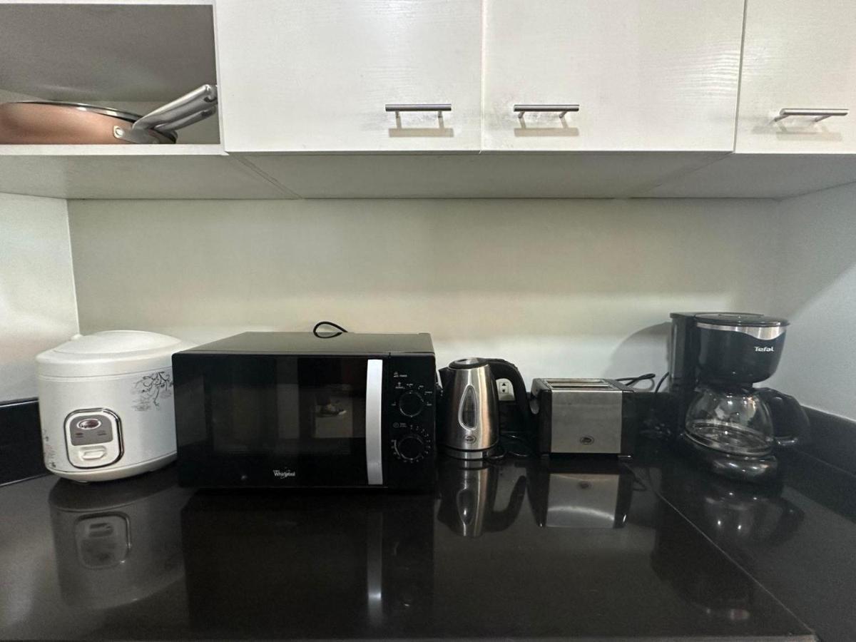Suites De Marina Manila With Netflix Zewnętrze zdjęcie