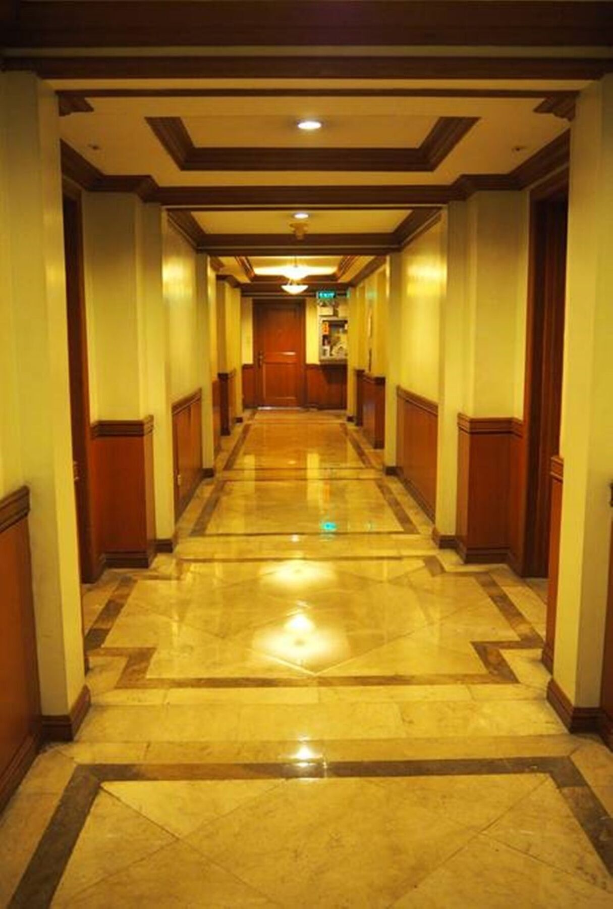 Suites De Marina Manila With Netflix Zewnętrze zdjęcie